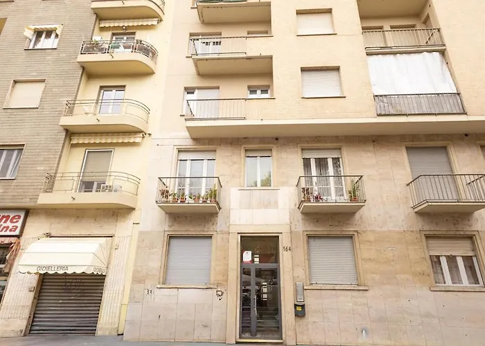 Casa Alice Bright Olympic Stadium Apartman