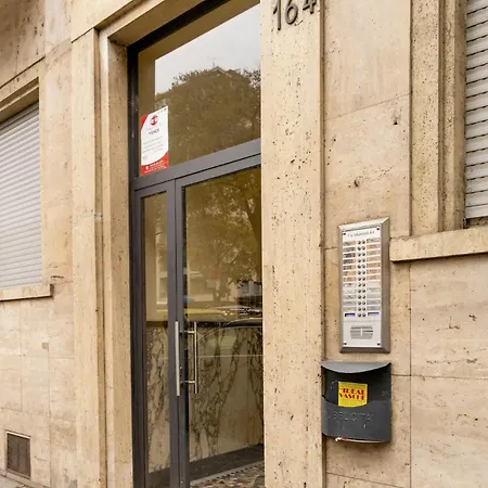 Casa Alice Bright Olympic Stadium Apartment Turin